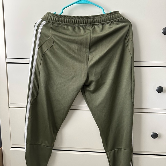 S Adidas Jogger Pant Olive Green - Picture 4 of 4